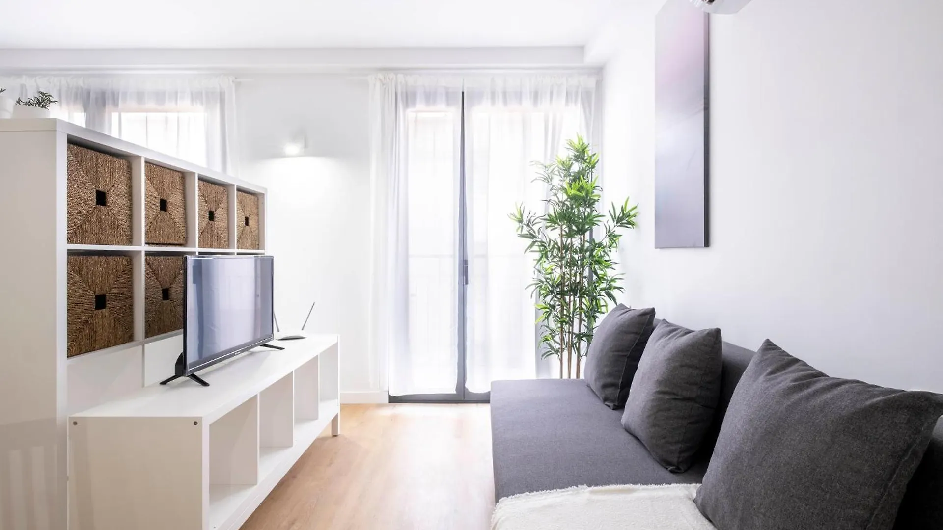 Apartment Estudio Cerca De Camp Nou L'Hospitalet de Llobregat Spain